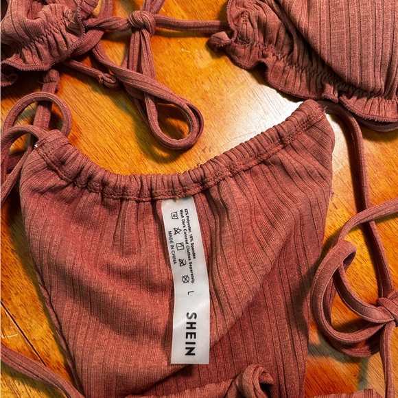 Shein rust colored string bikini - Picture 2 of 2
